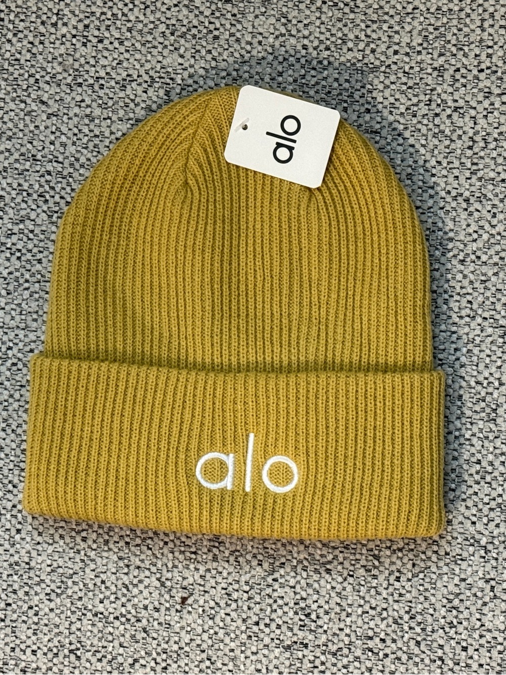 ALO Yoga Ribbed Beanie in Mustard (Size: ONE SIZE)